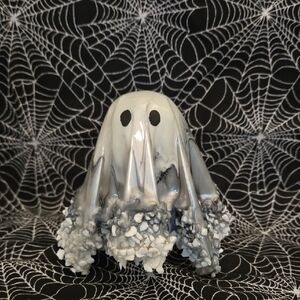 Handmade Resin White Silver Black Ghsot